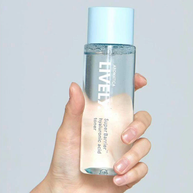 LIVELY SuperBarrier Hyaluronic Acid Toner - Image 4