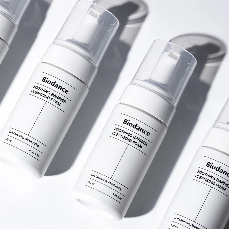 Soothing Barrier Cleansing Foam - Image 4