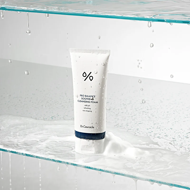Pro Balance Soothing Cleansing Foam - Image 7
