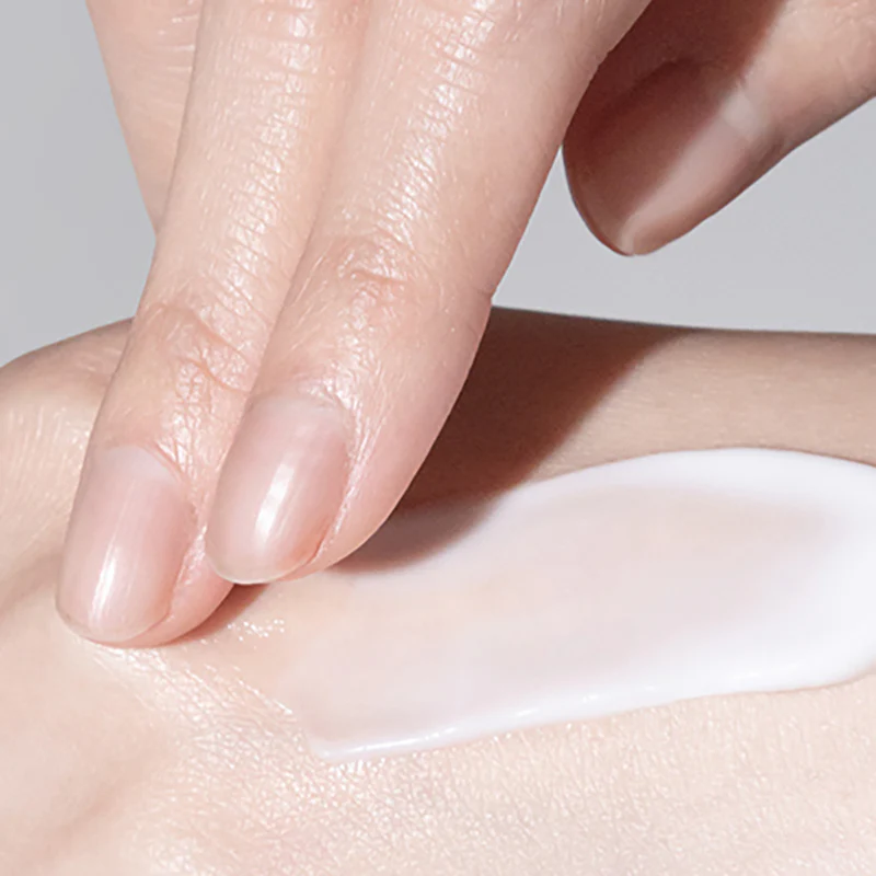 Collagen Water Full Moist Eye Cream - Image 4
