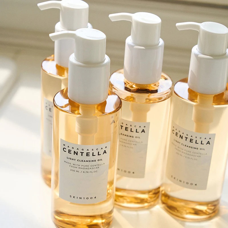 Madagascar Centella Light Cleansing Oil - Image 3